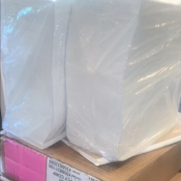 6,000 UPS BRAND PLAIN 4x6 zebra etc  standard ups labels Thermal shipping  4x6 - Picture 3 of 11